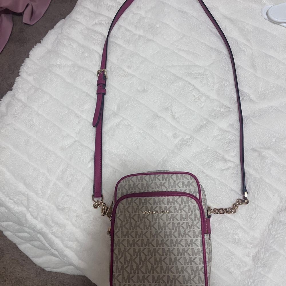 Michael Kors Pink and Cream Women's Bag - Picture 3 of 3